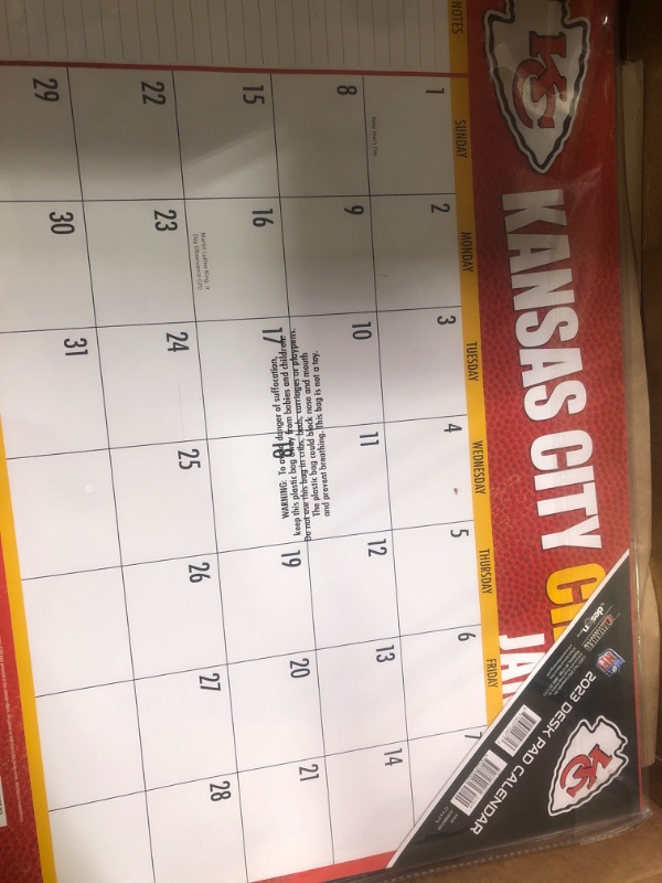Photo 3 of Turner Sports Kansas City Chiefs 2023 22X17 Desk Calendar (23998061540), Multi