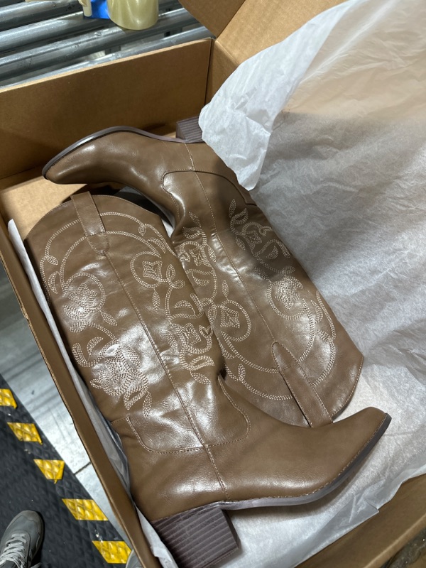 Photo 1 of Brown Cowboy Boots SIZE 40