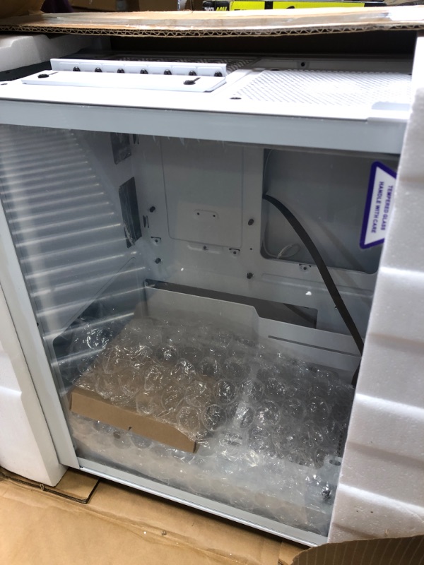 Photo 1 of NZXT H5 Flow RGB Compact ATX Mid-Tower PC Gaming Case – High Airflow Perforated Front Panel – Tempered Glass Side Panel – Cable Management – 2 x F140 RGB Core Fans – 280mm Radiator Support – White H5 Flow RGB White
