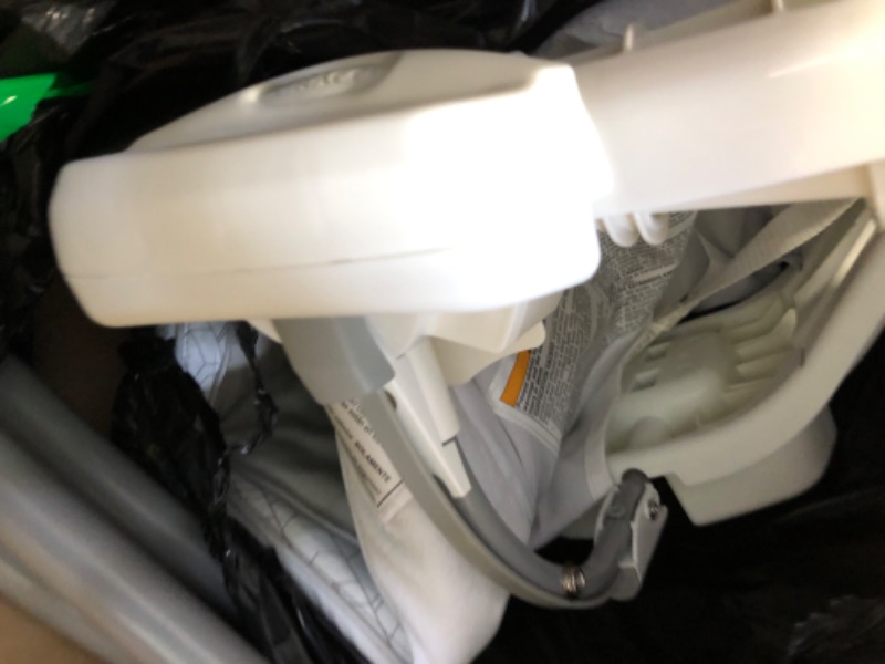 Photo 1 of Graco DuetConnect LX Seat & Bouncer, Redmond
Visit the Graco Store
4.6 4.6 out of 5 stars    1,412 ratings