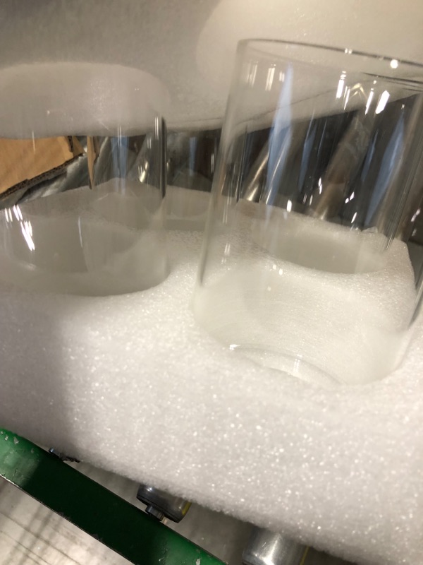 Photo 1 of ABOOFAN 4 Pcs Windproof Lampshade Glass LED Container Transparent Colorx2pcs 10x9cmx2pcs