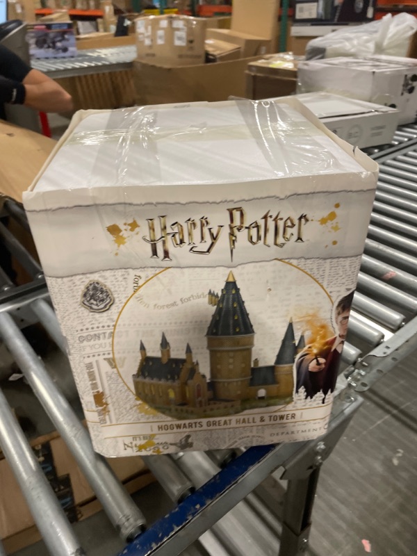 Photo 3 of Department56 Harry Potter Village Hogwarts Hall and Tower Lit Building, 13.07", Multicolor Multicolor 13.07" Lit Building