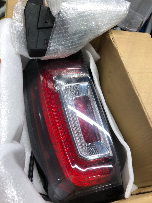 Photo 2 of Clidr Tail Light Assembly for 2015-2020 GMC Yukon/Yukon XL Passenger Side Right