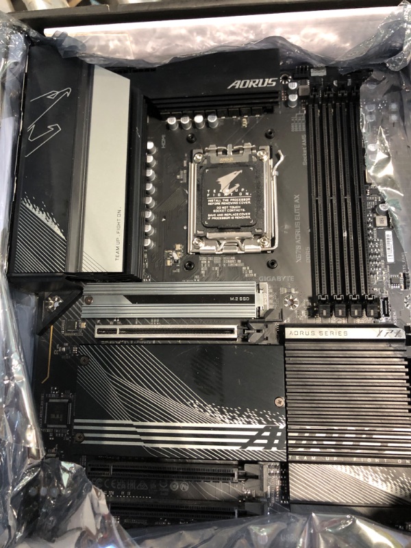 Photo 3 of GIGABYTE X670 AORUS Elite ATX Motherboard - AMD X670, DDR5, PCIe 5.0, WiFi 6E, 5 Year Warranty