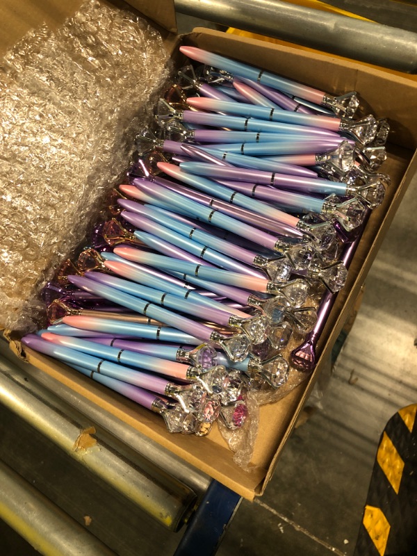 Photo 3 of 100 Pack Big Crystal Diamond Pens Cute Ballpoint Pens Retractable Ballpoint Gem Pens Rhinestones Crystal Bling Plated 4 Color Black Gel Ink Office Supplies Gifts for Women (Simple Style) Black,Blue,Multicolor,Purple,Rose Gold,Rose Red Simple