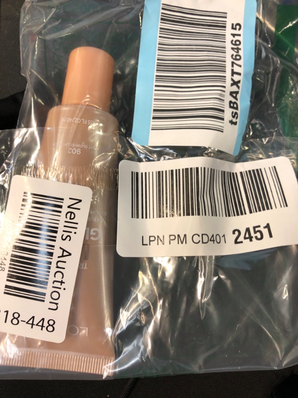 Photo 2 of L’Oréal Paris Makeup True Match Lumi Glotion, Natural Glow Enhancer, Illuminator Highlighter Skin Tint, for an All Day Radiant Glow, Light, 1.35 Ounces 1.35 Fl Oz (Pack of 1) Light