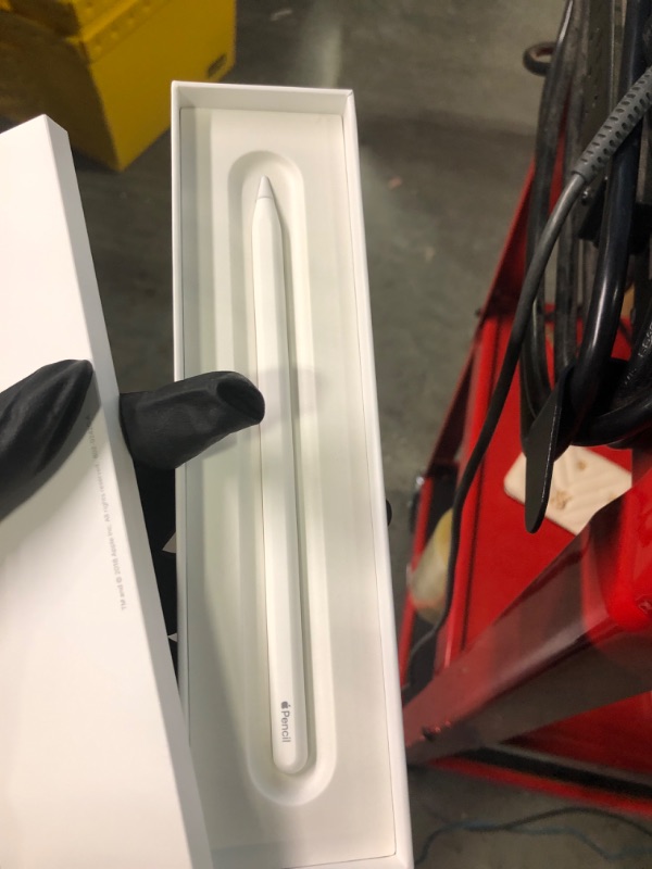 Photo 1 of Apple Pencil (2nd Generation)