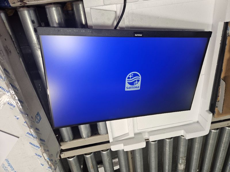 Photo 3 of *****new open box*** 
PHILIPS Computer Monitors 22 inch Class Thin Full HD (1920 x 1080) 75Hz Monitor, VESA, HDMI & VGA Port, 4 Year Advance Replacement Warranty, 221V8LN 22" Class Full HD | VA 