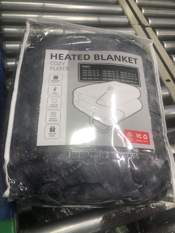 Photo 1 of  Electric Heated Blanket?Flannel & Sherpa Heated Twin Blanket 62"x84"?Fast Heating Soft Fleece Blanket with 6 Heating Levels & 10H Auto Off-Grey Grey Twin-62" x 84"