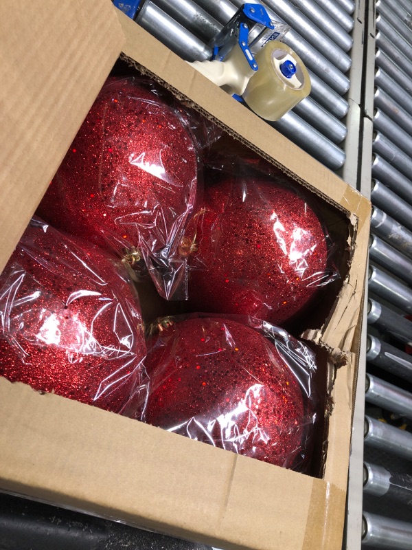 Photo 1 of 4 Pcs Large Christmas Ball Ornaments Giant Commercial Grade Plastic Christmas Ball Hanging Decorations 8" (200 Mm) for Outdoor Holiday Party Decorations Christmas Tree (Sequin Red)