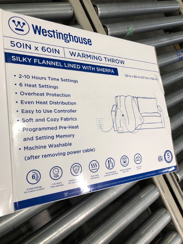 Photo 2 of 
*** FOR PARTS *** Westinghouse Electric Blanket Throw Heated Blanket with 6 Heating Levels and 2-10 Hours Time Settings