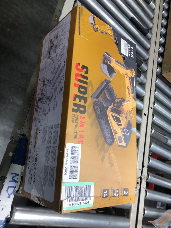 Photo 1 of 2FUN Remote Control Bulldozer Toys for Boys, Remote Control Bulldozer with Metal Dozer Blade, Toys for Boys 3-5 4-7 8-12 Year Old Kids Christmas Birthday Gift