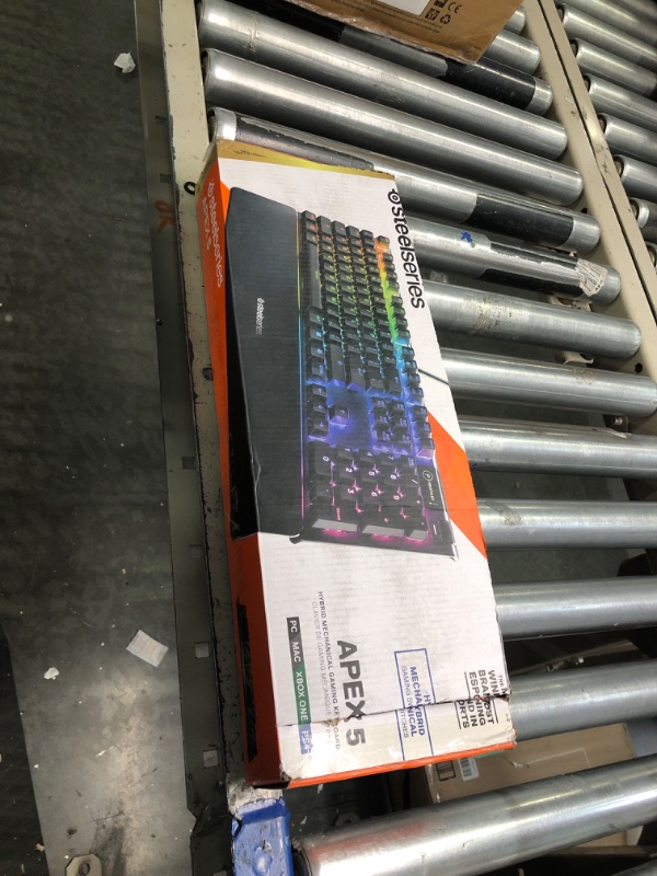 Photo 2 of *** USED **** SteelSeries USB Apex 5 Hybrid Mechanical Gaming Keyboard – Per-Key RGB Illumination – Aircraft Grade Aluminum Alloy Frame – OLED Smart Display (Hybrid Blue Switch)
