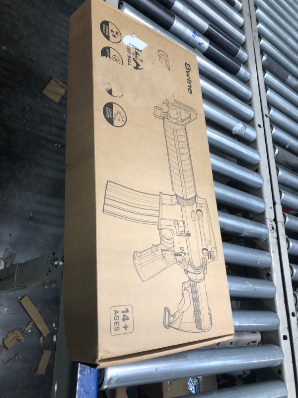 Photo 1 of bwine toy gun