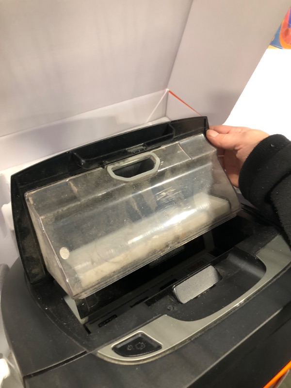 Photo 1 of ***for parts only, no returns**Used item-- Needs to be clean before use! Turns ON! Neato Robotics Botvac D7 Connected Robot Vacuum - Laser Navigation, Wi-Fi Connectivity, Ideal for Corners, Pet Hair, Carpets & Hard Floors