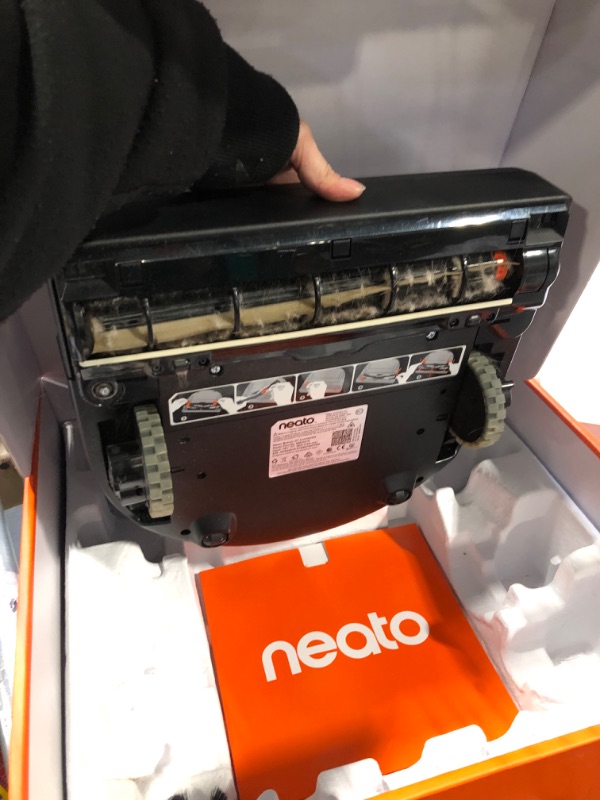 Photo 1 of ***for parts only, no returns**Used item-- Needs to be clean before use! Turns ON! Neato Robotics Botvac D7 Connected Robot Vacuum - Laser Navigation, Wi-Fi Connectivity, Ideal for Corners, Pet Hair, Carpets & Hard Floors