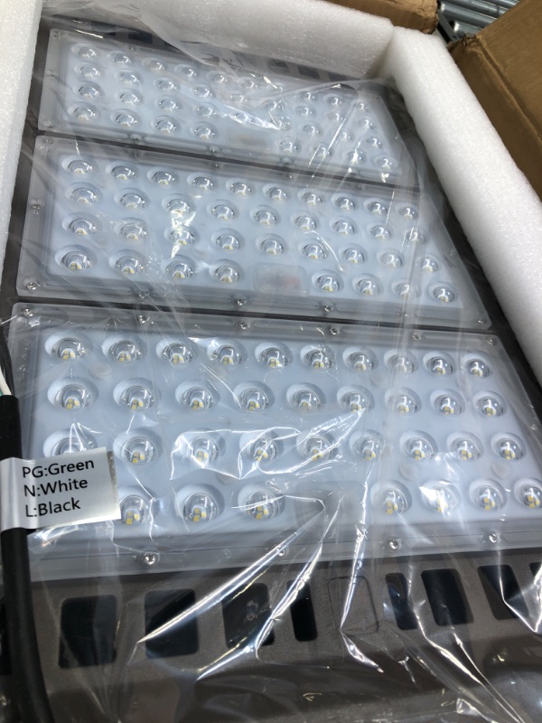 Photo 4 of 300W LED Parking Lot Lights