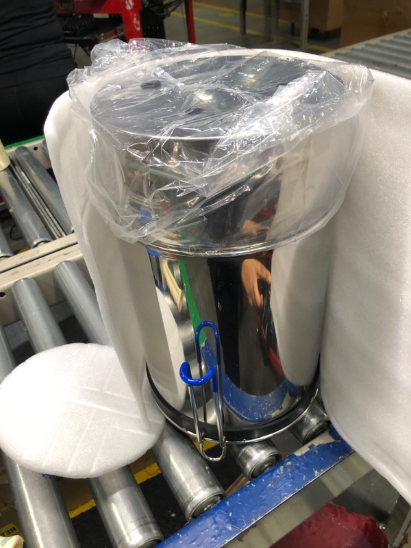 Photo 2 of Amwater NSF/ANSI 42&372 Certification 2.25G Stainless Steel Gravity-Fed Water Filter System with 2 Black Purification Filter, 2 Fluoride Water Filter,Sight Glass Spigot, 6inch Stand LT-2.25C