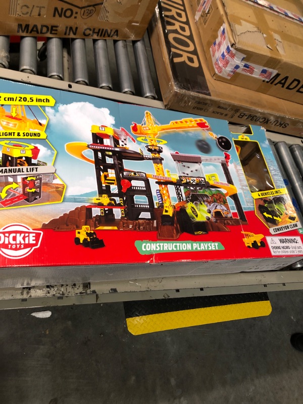 Photo 1 of Dickie Toys - Construction Playset With 4 Die-Cast Cars