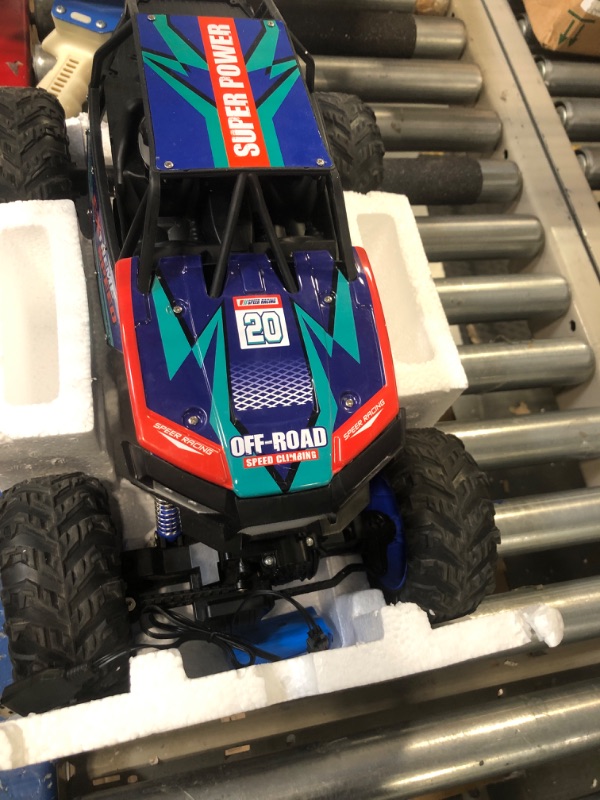 Photo 4 of DEERC DE60 Large 1:8 Scale Upgraded RC Cars Remote Control Car for Adults Boys,Off Road Monster Truck with Realistic Sound,2.4Ghz 4WD Rock Crawler Toy All Terrain Climbing,2 Batteries for 80 Min Play Classic Blue