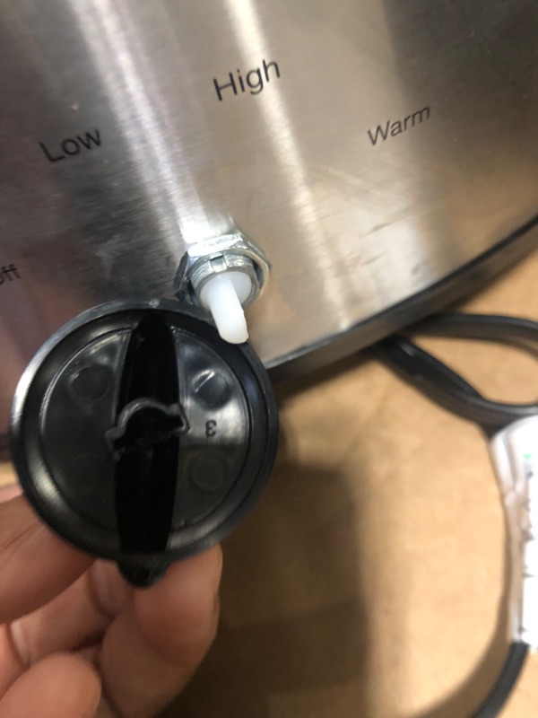 Photo 4 of **USED** **NEEDS NEW KNOB** Crock-Pot 7-Quart Oval Manual Slow Cooker | Stainless Steel (SCV700-S-BR) Stainless 7 Qt Cooker