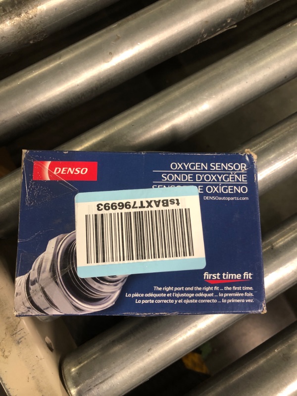 Photo 1 of Denso 234-4189 Oxygen Sensor