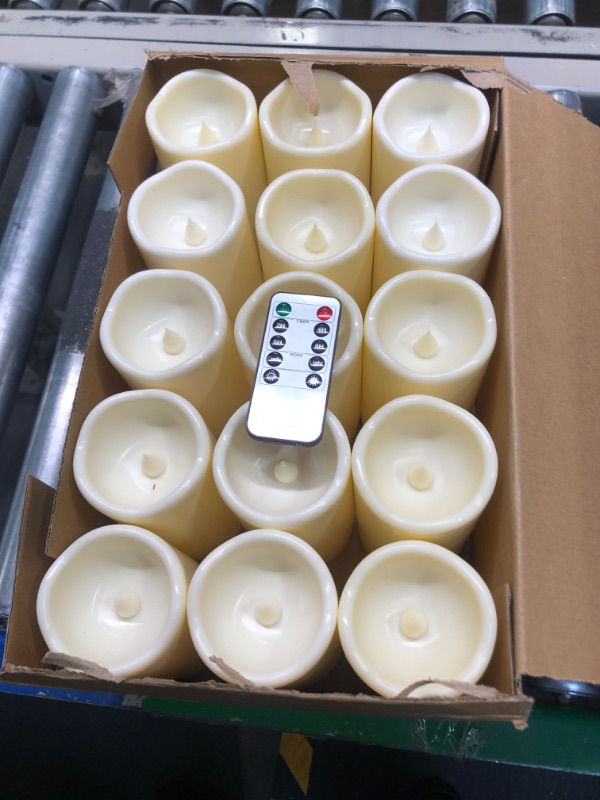 Photo 2 of 15Pack Waterpoof Flameless Remote Control Candles (D3''*H5.5''? Battery Operated Flickering LED Pillar Candle?plastic with 10-Key 24Hours Timer for Outdoor/Indoor Party Garden Lanterns Porch Ivory 15pack Ivory
****MISSING ONE REMOTE*****