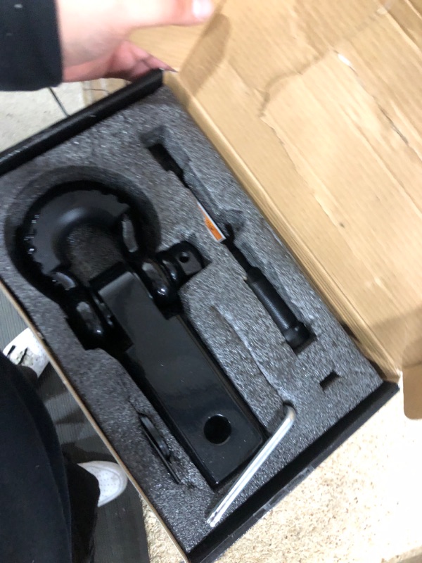 Photo 2 of ***MISSING KEY***
Nilight Anti-Theft Shackle Hitch Receiver 2Inch 45000 LBs Breaking Strength 3/4" Anti-Theft D Ring Shackle 5/8" Trailer Hitch Lock Pin Heavy Duty Solid Towing Kit for Trucks Off Road (Black)