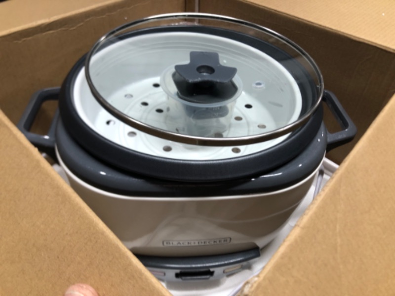 Photo 2 of Black+Decker White 16 cups Programmable Rice Cooker