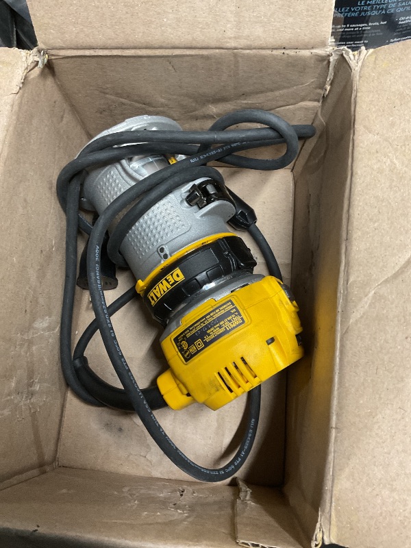 Photo 2 of ***NON REFUNDABLE, PARTS ONLY*** DEWALT Router, Fixed Base, 1-1/4 HP, 11-Amp, Variable Speed Trigger, Corded (DWP611)