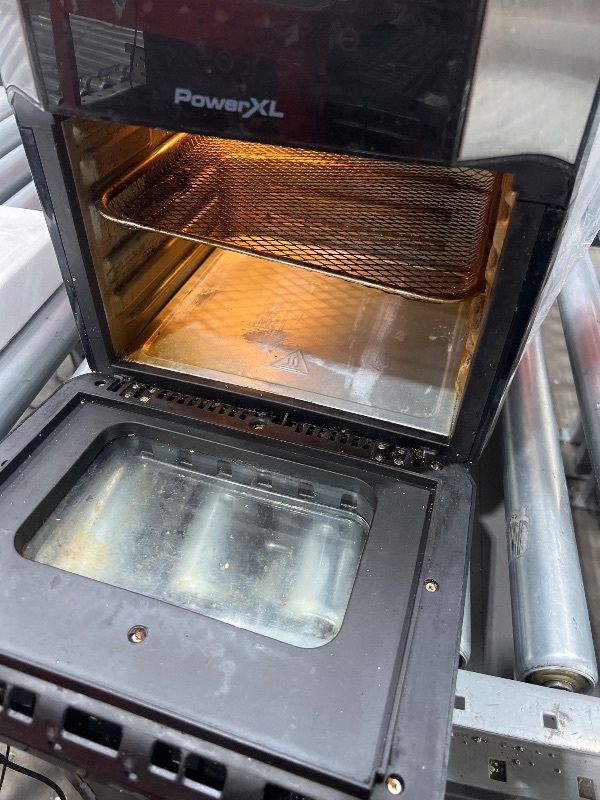 Photo 3 of ***HEAVILY USED AND DIRTY - POWERS ON - UNABLE TO TEST FURTHER - SEE PICTURES***
PowerXL Air Fryer Pro Plus Extra-Large 12 Quart Air Fryer Oven Multi-Cooker, Stainless Steel