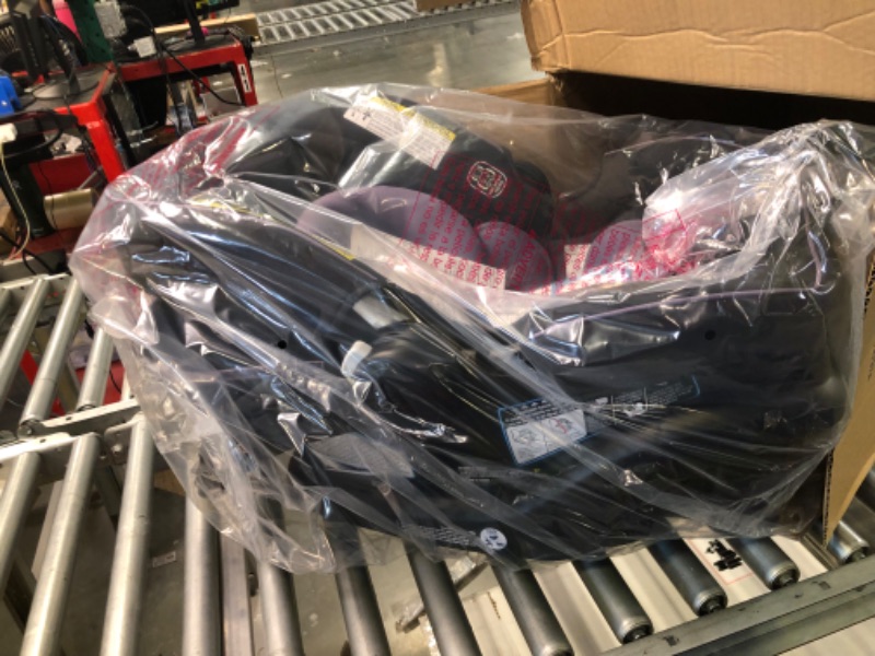 Photo 1 of Graco SnugRide 35 Lite LX Infant Car Seat - Hailey