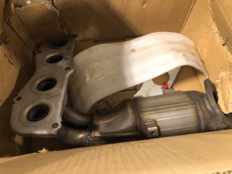 Photo 1 of FOMIUZY High Flow Front Catalytic Converter Kit Direct-Fit Toyota Camry Solara 2002 2003 2004 2005 2006 2.4L Replaces 25051-0H040 25051-0H010 674-811