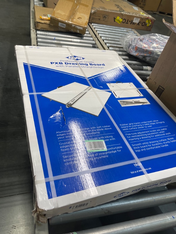 Photo 1 of ALVIN Portable Drafting Board Size 24" x 36" Model PXB36 Easily Adjustable Drafting and Architecture Tool for Students and Professionals Drawing Board with Ergonomic Carrying Handle - 24 x 36 Inches

*** FACTORY SEALED ** 