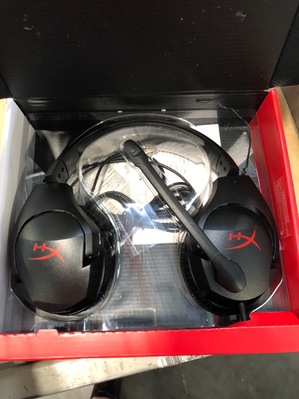 Photo 2 of HyperX Cloud Stinger – Gaming Headset, Lightweight, Comfortable Memory Foam, Swivel to Mute Noise-Cancellation Mic, Works on PC, PS4, PS5, Xbox One, Xbox Series X|S, Nintendo Switch and Mobile ,Black