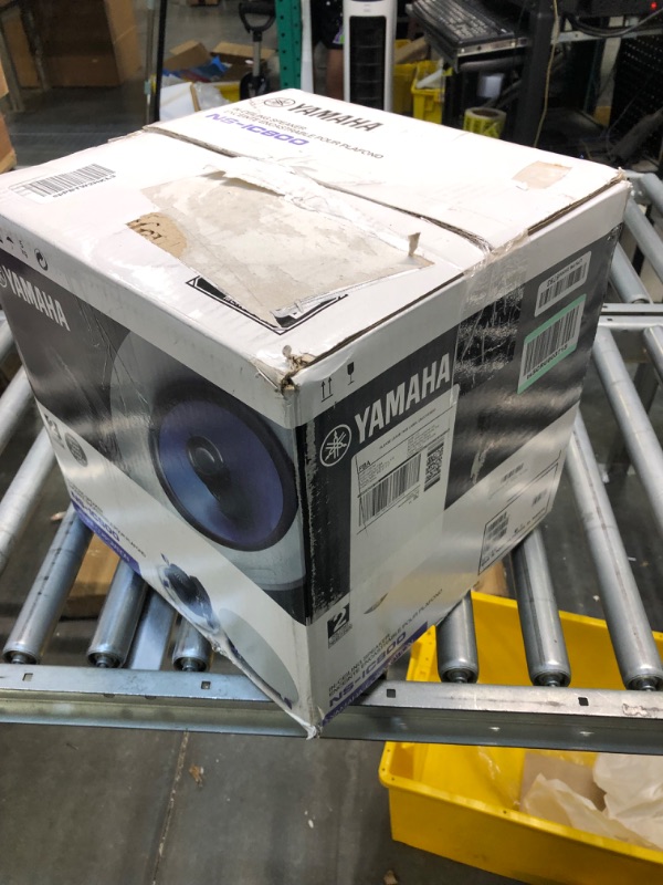 Photo 1 of YAMAHA NSIC800WH 140-Watts 2-Way RMS Speaker -- White (2 Speakers)