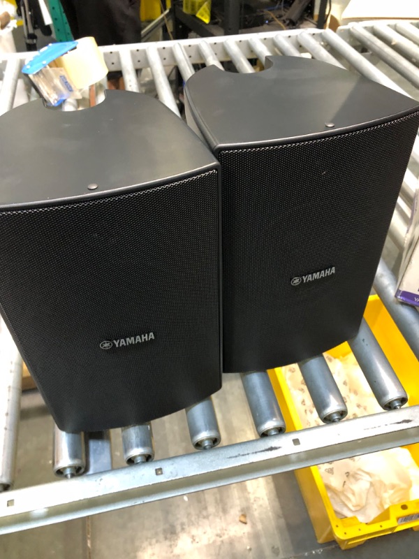 Photo 1 of YAMAHA NS-AW294BL Indoor/Outdoor 2-Way Speakers (Black,2) Black 100-Watts Speaker