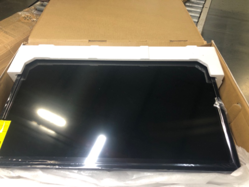 Photo 3 of SAMSUNG 32-inch Class LED Smart FHD TV 1080P (UN32N5300AFXZA, 2018 Model)