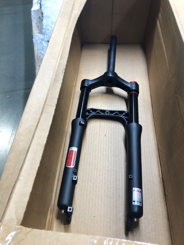 Photo 1 of BUCKLOS 20 inch Air MTB Suspension Fork 4.0 Fat Tire, 140mm Travel Spacing Hub 135mm 1 1/8 Straight Tube Manual Lockout 9mm QR Mountain Bike Front Forks, fit Snow Beach XC E-Bikes ect. 20-single