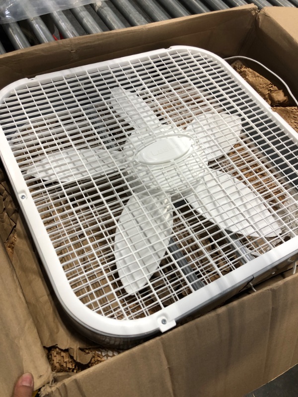 Photo 3 of Lasko 20 Inch Box Fan