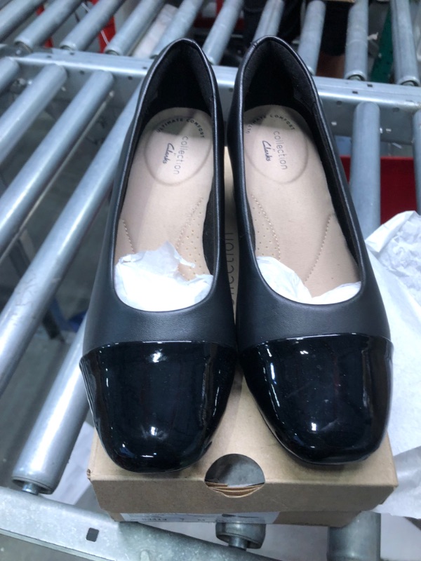 Photo 1 of Clarks Women's Marilyn Sara Pump 7 Black Leather/Synthetic Combination
