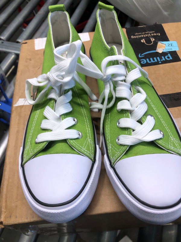 Photo 1 of Epicstep size 9 Women's canvas shoes