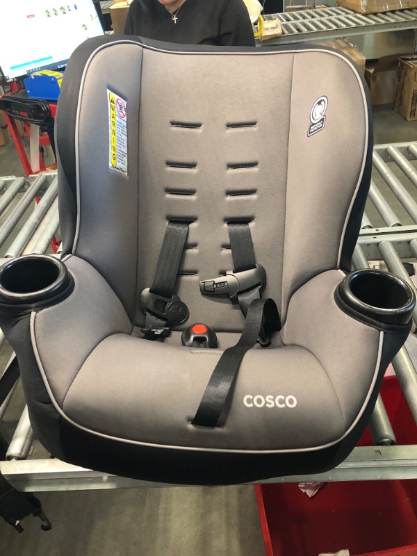 Photo 3 of Cosco Onlook 2-in-1 Convertible Car Seat, Rear-Facing 5-40 pounds and Forward-Facing 22-40 pounds and up to 43 inches, Black Arrows