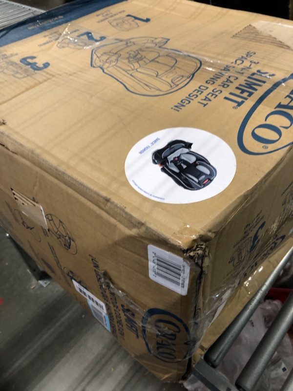 Photo 1 of Graco - Slimfit All-in-One Convertible Car Seat, Darcie