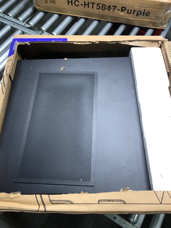 Photo 1 of NZXT H5 Flow Compact ATX Mid-Tower PC Gaming Case – High Airflow Perforated Front Panel – Tempered Glass Side Panel – Cable Management – 2 x 120mm Fans Included – 280mm Radiator Support – Black Black H5 Flow Non i-Series Case
