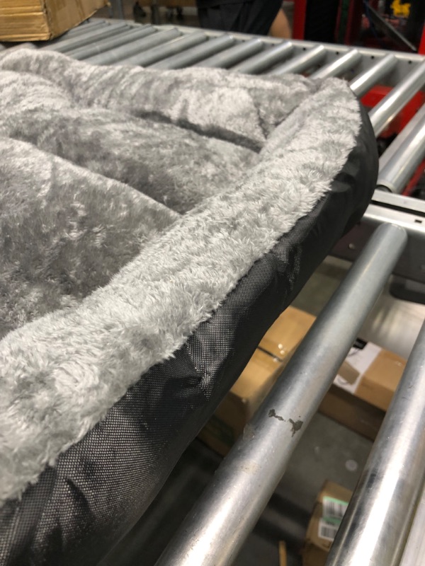Photo 1 of 30 x 40 Dog Bed Grey