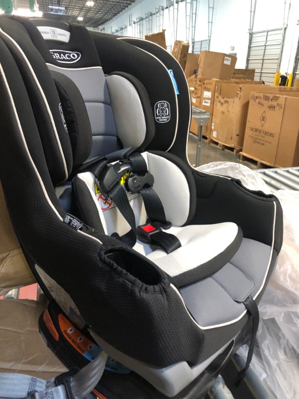 Photo 1 of Graco Extend2Fit Convertible Car Seat, Gotham  