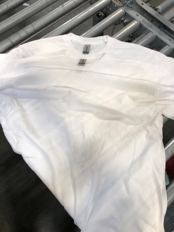 Photo 3 of Gildan Adult Ultra Cotton T-shirt, Style G2000, Multipack
