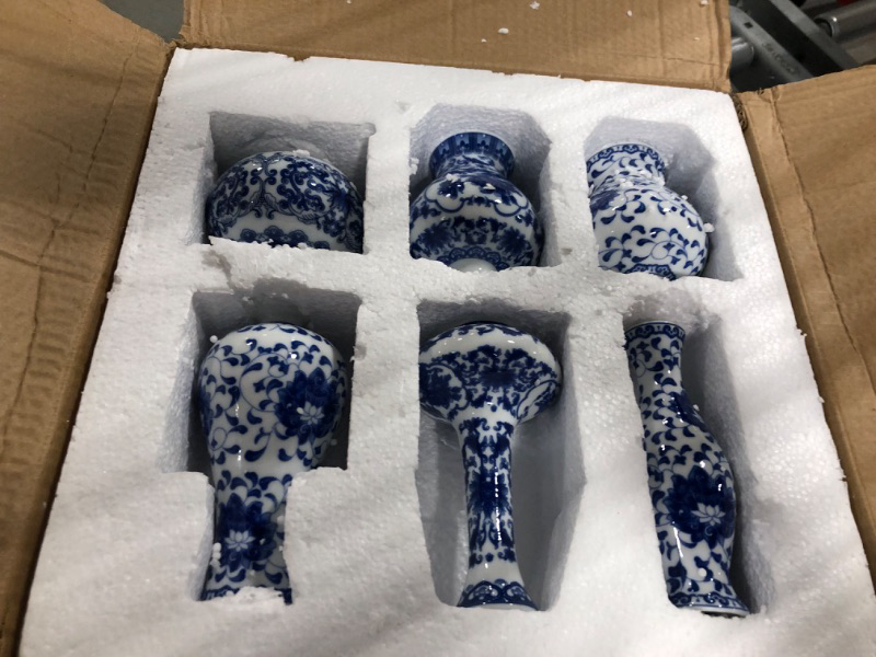 Photo 4 of Set of 6 Small Blue and White Porcelain Vases Blue Chinoiserie Decor Ceramic Flower Vases Chinoiserie Porcelain Classic 8 Flower Dark Blue Decor for Christmas Home Table Centerpieces Bookshelf Decor Classic Style