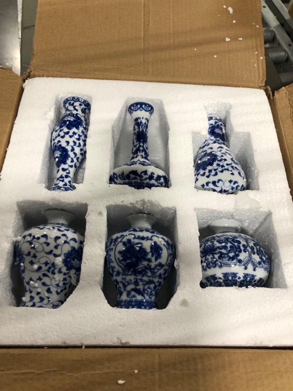 Photo 3 of Set of 6 Small Blue and White Porcelain Vases Blue Chinoiserie Decor Ceramic Flower Vases Chinoiserie Porcelain Classic 8 Flower Dark Blue Decor for Christmas Home Table Centerpieces Bookshelf Decor Classic Style